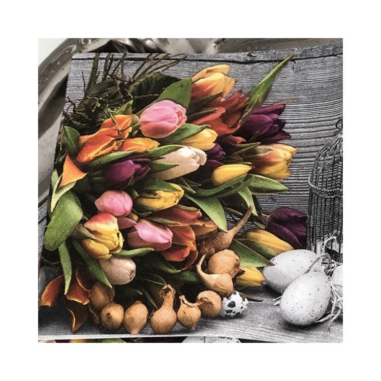 Servetter Påskägg och färgglada tulpaner