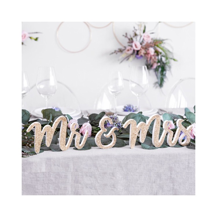 Bordsskylt Mr och Mrs bild 2