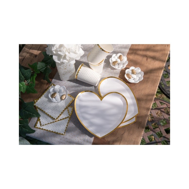 Papperstallrikar Hjärtformade 10-pack Vit