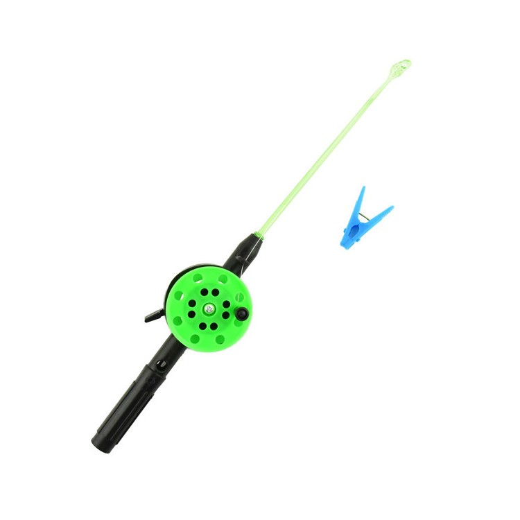 Fiskespö med klädnypa till fiskdamm