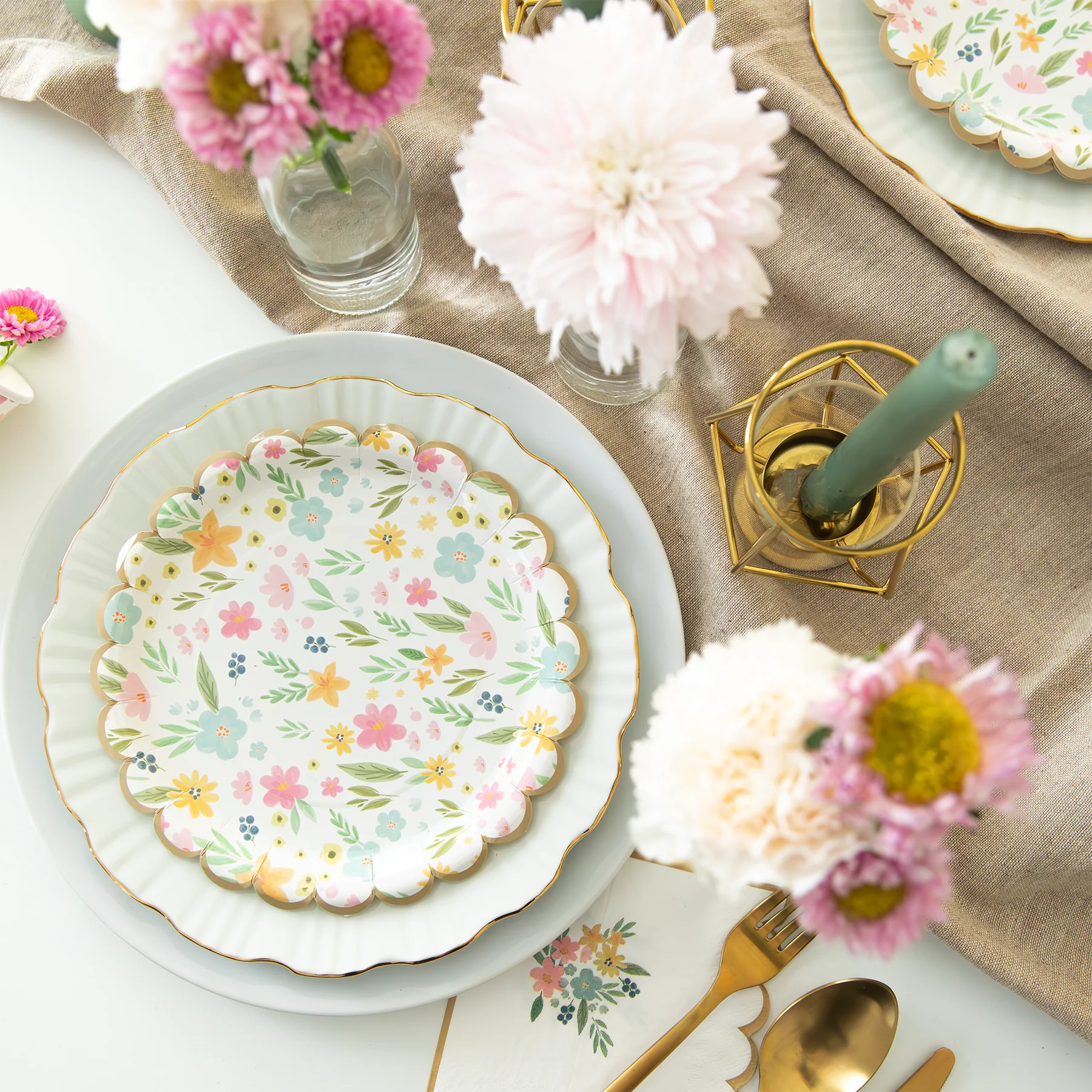 Papptallrik blommor, 6-pack bild 2